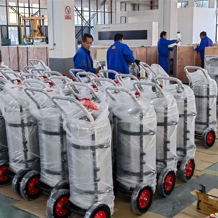 Industrial Lithium Battery Fire Extinguisher Stainless Steel Coldfire Agent Class A/B/C/K/L TUV CE0036 factory